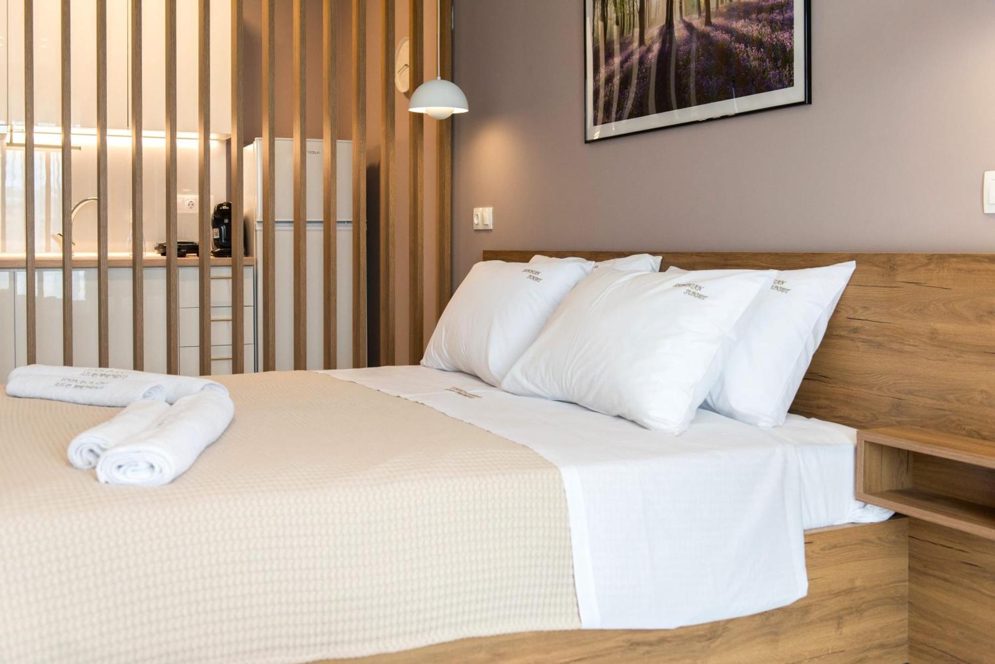 Sithonian Sunset Luxury - Nikiti Cozy Getaways Aparthotel Kültér fotó