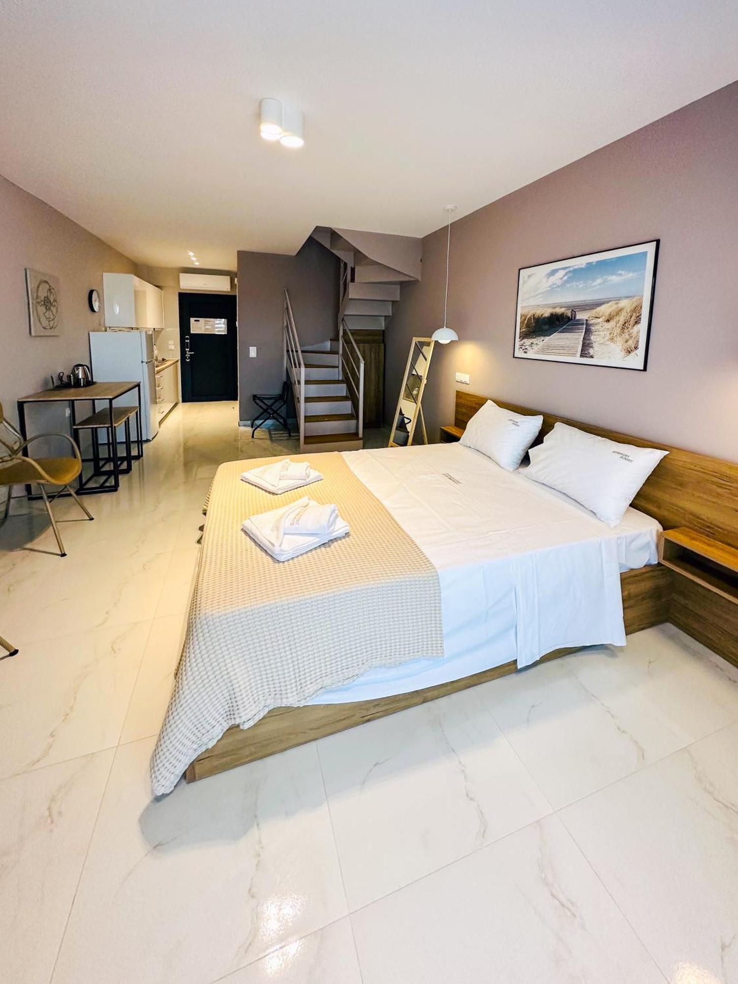 Sithonian Sunset Luxury - Nikiti Cozy Getaways Aparthotel Kültér fotó
